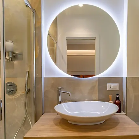 Cipro Vatican Luxury Escape Pensión Roma