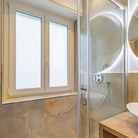 Cipro Vatican Luxury Escape Pensión